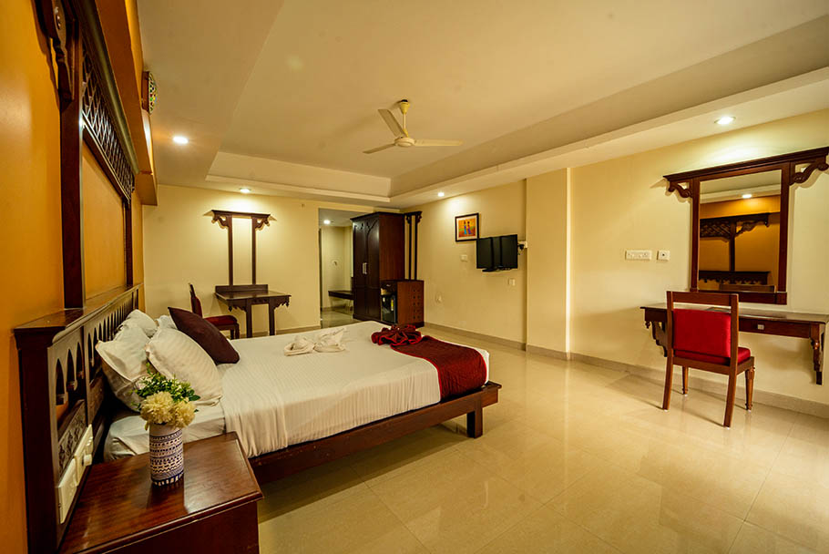 Royal Grand